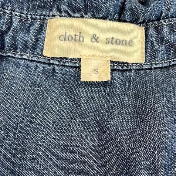 Cloth and Stone Denim Button-Up Shirt - Picture 3 of 8